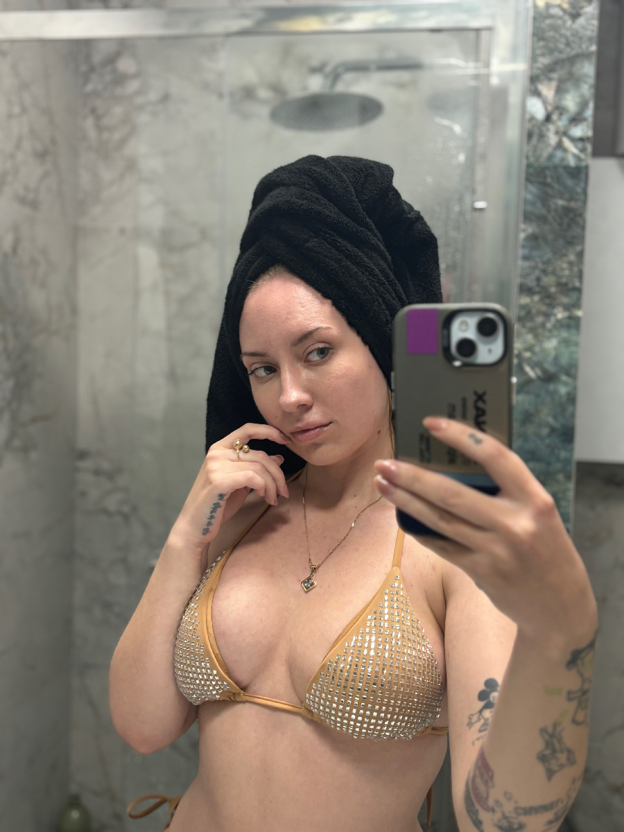 Nude girl KateV in Novosibirsk