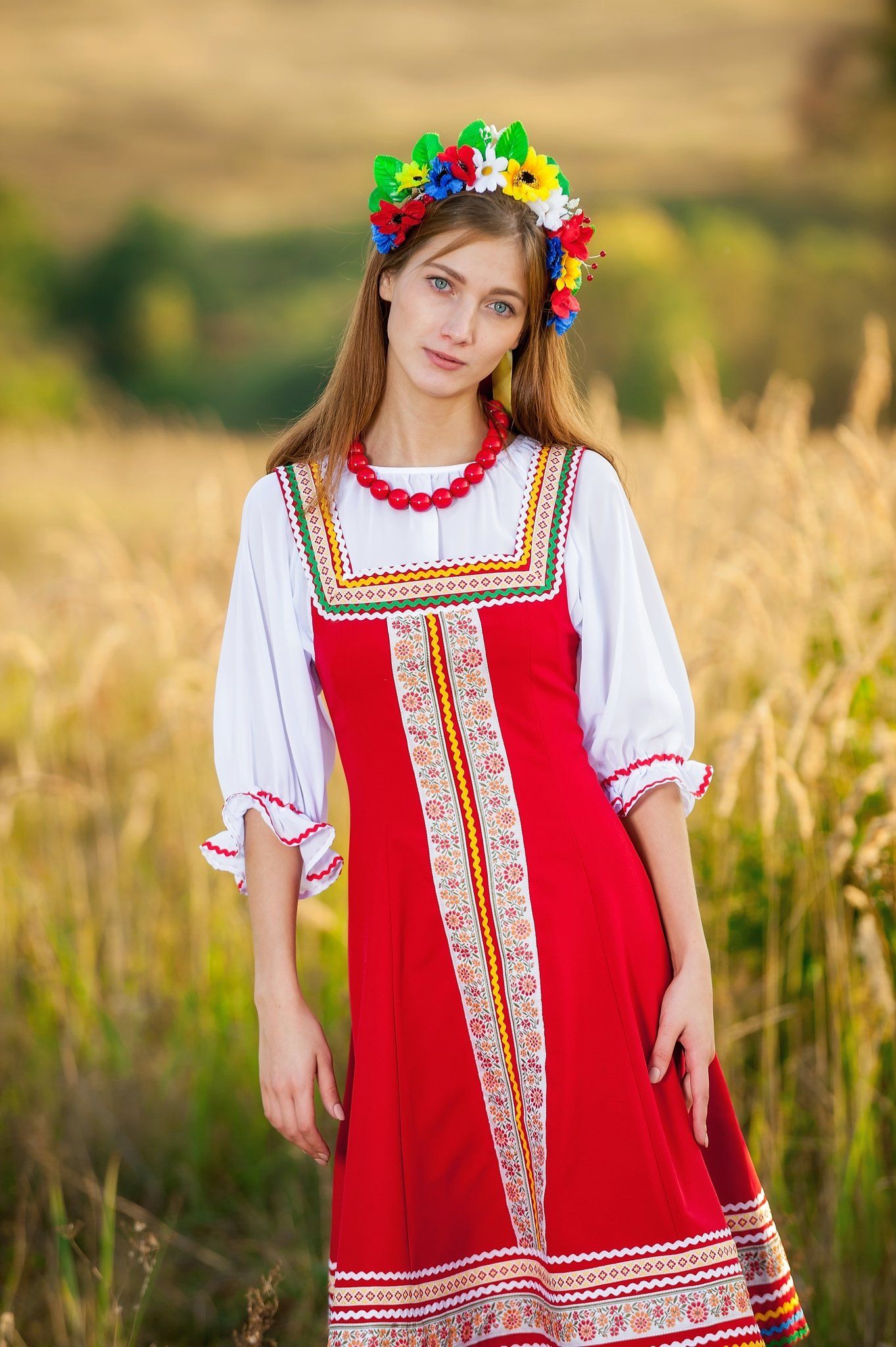 Women in Slavic costumes in Novosibirsk